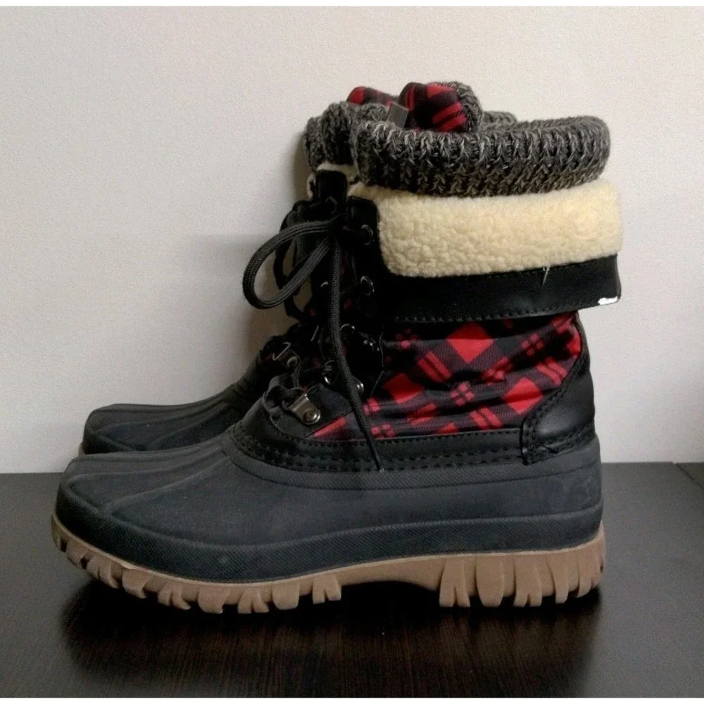 Women's Cougar Creek Lace Up Waterproof Faux Fur Lined Winter Boots- Size 7